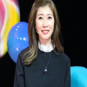 黄嘉千自曝产后曾皮肤松弛似折叠椅 被自己丑哭