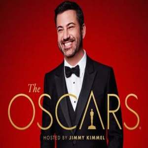 第89届奥斯卡曝新海报 吉米·坎摩尔手握小金人