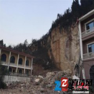 湖北南漳山体崩塌脱险者：响声很大气流很强