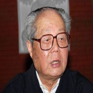 红学家冯其庸去世 欧阳奋强六小龄童悼念