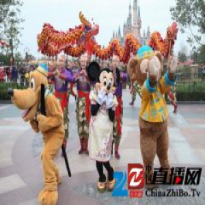 日媒记者游上海迪士尼:游客不文明行为随处可见