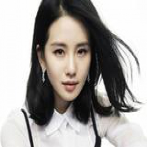 粗眉裸妆美又帅 你们的新老公刘诗诗已上线