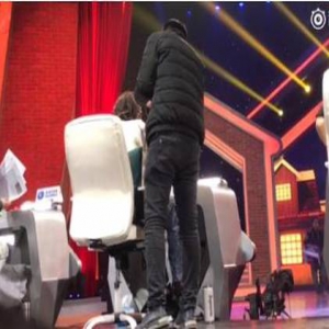 超敬业！刘涛带病坚持录制节目14小时 咳嗽不停