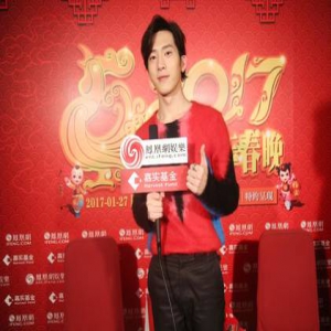 井柏然：和张艺兴合作很幸运，他就是个小朋友