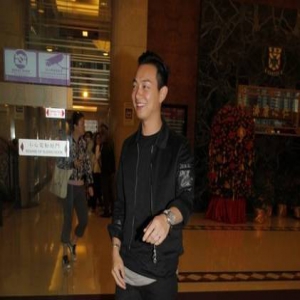 37岁男星除夕夜喜得爱女：多谢老婆 多谢大家关心