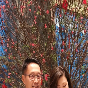 李嘉欣晒与老公合影庆新年 两人相互依偎甜蜜爆表(图)