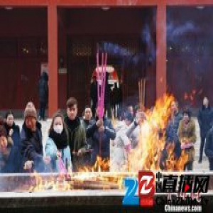 “2017京津冀中华大庙会”祈福活动引京津冀万余人流高峰