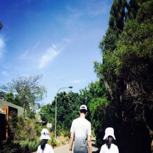 关悦微博为佟大为庆生：送你一个幸福快乐的家(图)