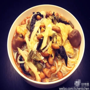 李晨半夜晒螺蛳粉，这难道是范冰冰的手艺？