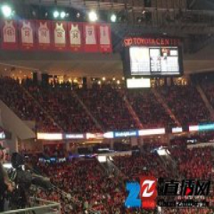 姚明火箭队11号球衣正式退役：感谢你们所有人