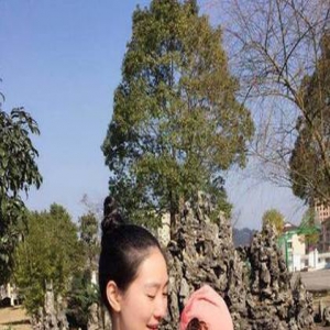 陶昕然回娘家抱爱女晒太阳 何陶变粉红小公举