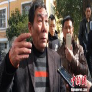 浙江天台火灾：64岁老人伸双臂救下四位逃生者