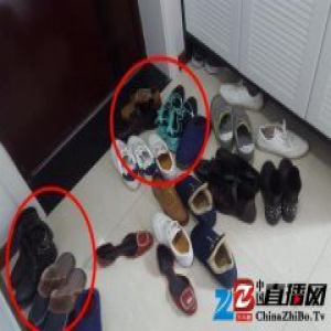 玄关处鞋子乱的吓人，媳妇用一招让乱糟糟的鞋子都不见了