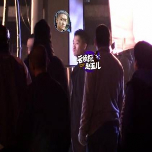 曹云金嘟嘴卖萌 疑新女友探班