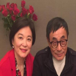 林青霞近照风采依旧 刘家昌赞其没架子