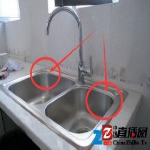 别再傻傻把水槽周围空间闲置，这8样小东西扩大空间！