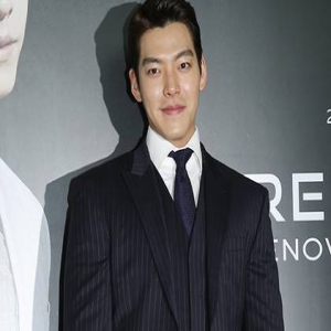 金宇彬腰部受伤绑保护带 回应称已好转