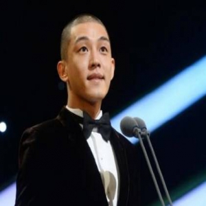 刘亚仁回应患骨瘤：是良性的，对日常生活无影响