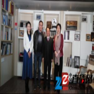 何新明做客广东电台 畅谈品牌成长故事