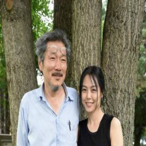 韩已婚导演带小三出征柏林 网友：太脏太恶心