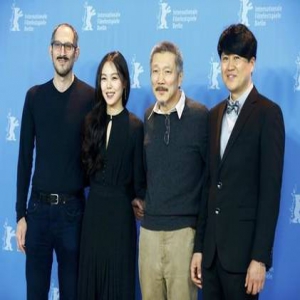 韩已婚导演带小三出征柏林 网友：恶心