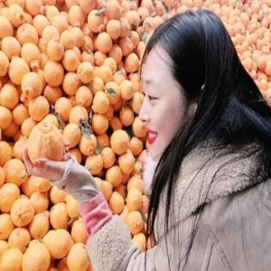 暖心！雪莉为果农宣传，不忘打码