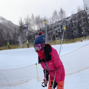 于明加拍戏被冻伤 网友：可能是假东北人