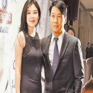 前天王嫂被曝小三转正 大19岁土豪为她抛弃发妻