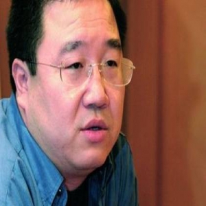 英达4年前曾因欠款500万被告上法庭