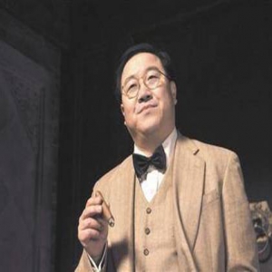 英达洗钱被捕：每次存钱额度低于1万，分50次存入