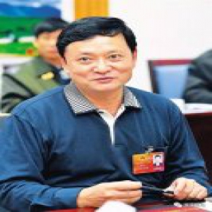 海南这位县委书记直升副省 恢复高考当年上大学