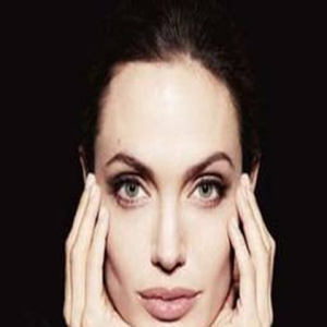 朱莉离婚后首发声：我的焦点是孩子们