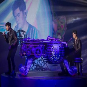 "双J"合体！周杰伦林俊杰惊喜合唱《算什么男人》