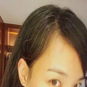 舒淇白发染黑回归少女范 自侃：没智慧了