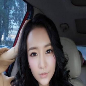 王鸥感慨80后压力大：我也在租房挣钱养活自己