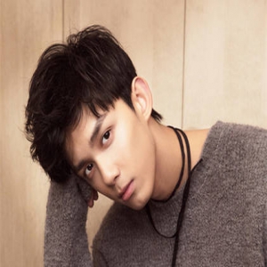 《绝代双骄》被曝将再度翻拍 疑似邀吴磊加盟