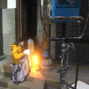 居然和它吃醋？邓超晒图称：哪里有我好看