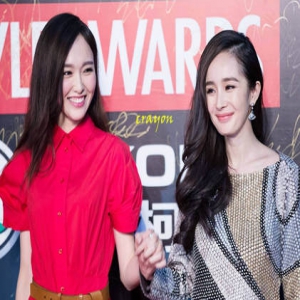 唐嫣工作室转发讽刺杨幂微博 称是账号被盗