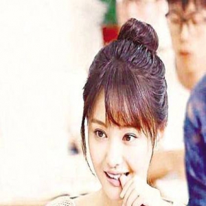 放飞自我还骂粉丝 郑爽终于答应挣钱去治病了