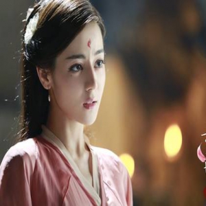 刘雨欣被曝买《枕上书》版权 演白凤九邀吴亦凡