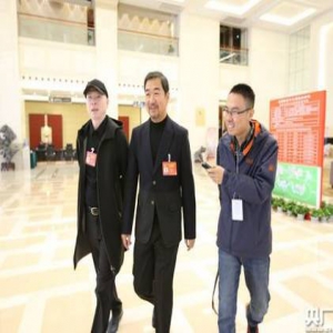 葛优和张国立同时落水先救谁？冯小刚：先救葛优