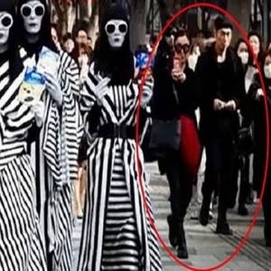 郑秀文许志安旅游竟成路人甲 乱入广告镜头