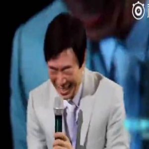 小哥费玉清再开黄腔 自己都被笑翻