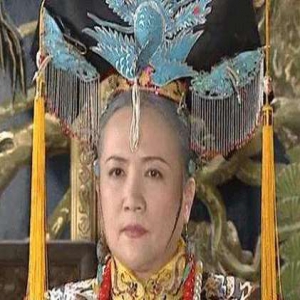 《还珠格格》“太后”近照罕见曝光 76岁仍神采奕奕(图)