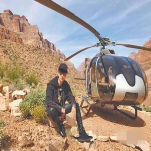 林俊杰为创作远赴大峡谷，结果当了电灯泡？