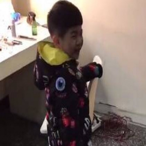 安吉穿高跟鞋赛过小鱼儿 网友：接下来该沙溢了？