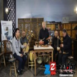 山西盲艺人用生命奏响“原生态摇滚乐”