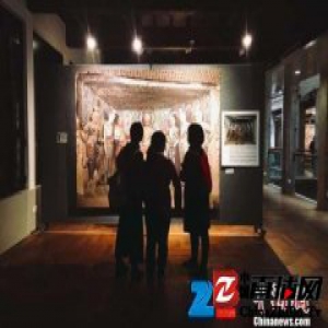“敦煌壁画艺术精品高校公益巡展”走进上海高校