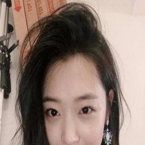 不再放飞自我？雪莉分手晒照竟是这样的…