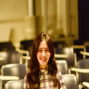 谢娜又要出国去深造了，特别强调是在工作间隙去学习